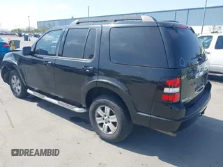 2010 Ford Explorer XLT with VIN 1FMEU7DE4AUA73161, listed as a IAAI auction lot 42175351 with 178,936 mi miles. Bid and sale history available at carsss.com. Image 3.