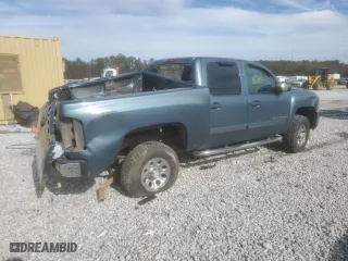 2007 Chevrolet Silverado 1500 LT w/1LT with VIN 2GCEC13C671661541, listed as a Copart auction lot 84800614 with 263,248 mi miles and Non Repairable. Bid and sale history available at carsss.com. Image 3.