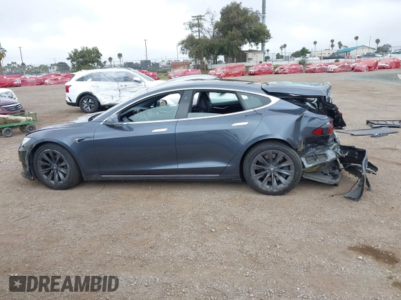 2020 Tesla Model S Long Range with VIN 5YJSA1E29LF363957, listed as a IAAI auction lot 42402667 with 45,058 mi miles and . Bid and sale history available at DreamBid. Image 14.