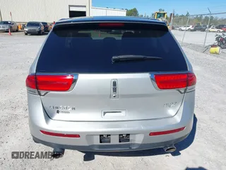 2012 Lincoln MKX with VIN 2LMDJ6JK0CBL04790, listed as a IAAI auction lot 41820626 with 63,977 mi miles. Bid and sale history available at carsss.com. Image 16.
