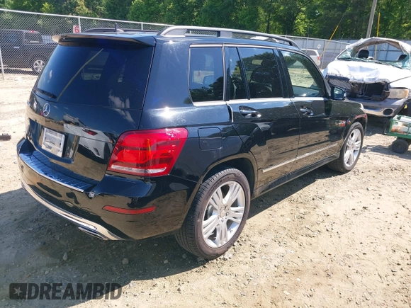 2015 Mercedes-Benz GLK 350 z VIN WDCGG5HB2FG425727, wystawiony jako IAAI lot #42210306 z przebiegiem 84 981 mil mil oraz . Historia ofert i sprzedaży dostępna na DreamBid. Obrazek 4.