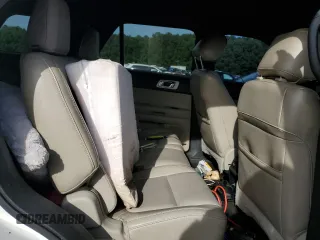 2012 Ford Explorer XLT z VIN 1FMHK7D8XCGA27607, wystawiony jako Copart lot #55792555 z przebiegiem 199 719 mil mil oraz Szkoda całkowita • Salvage title. Historia ofert i sprzedaży dostępna na DreamBid. Obrazek 11.