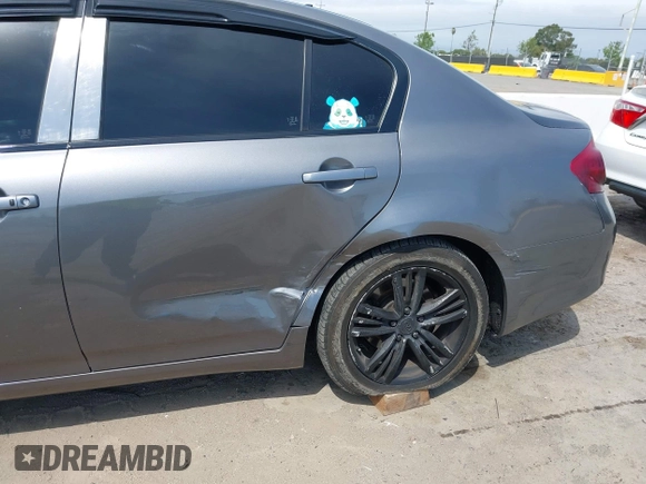 2015 Infiniti Q40 with VIN JN1CV6AP8FM501770, listed as a IAAI auction lot 42111315 with 123,249 mi miles. Bid and sale history available at carsss.com. Image 6.