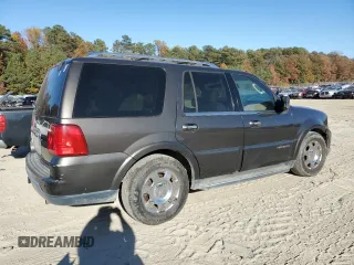 2005 Lincoln Navigator Luxury with VIN 5LMFU28555LJ00538, listed as a Copart auction lot 78128474 with 215,834 mi miles and Salvage Title. Bid and sale history available at carsss.com. Image 3.