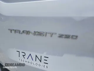 2021 Ford Transit z VIN 1FTBR1YG0MKA43124, wystawiony jako IAAI lot #42325966 z przebiegiem 90 858 mil mil oraz . Historia ofert i sprzedaży dostępna na DreamBid. Obrazek 1.