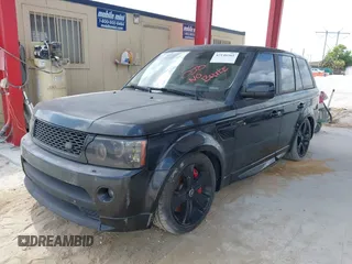 2013 Land Rover Range Rover Sport SC with VIN SALSH2E40DA799828, listed as a IAAI auction lot 42146561 with 163,740 mi miles. Bid and sale history available at carsss.com. Image 17.