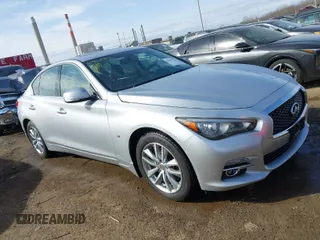 2015 Infiniti Q50 Premium with VIN JN1BV7AR4FM424012, listed as a IAAI auction lot 41821323 with 154,110 mi miles. Bid and sale history available at carsss.com. Image 1.