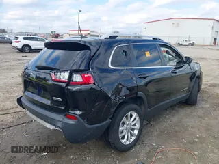 2019 Jeep Cherokee Latitude with VIN 1C4PJLCBXKD490470, listed as a IAAI auction lot 41542565 with 71,800 mi miles. Bid and sale history available at carsss.com. Image 13.