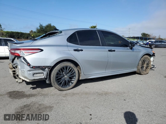 2020 Toyota Camry SE with VIN 4T1G11AK2LU322195, listed as a Copart auction lot 48366355 with 93,451 mi miles and Salvage Title. Bid and sale history available at carsss.com. Image 3.