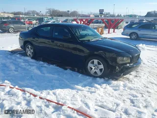 2006 Dodge Charger with VIN 2B3KA43G66H144082, listed as a IAAI auction lot 41221491 with 181,797 mi miles. Bid and sale history available at carsss.com. Image 1.