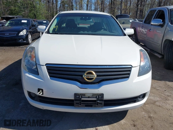 2007 Nissan Altima 2.5 S with VIN 1N4AL21E57N407946, listed as a IAAI auction lot 42003105 with 171,030 mi miles. Bid and sale history available at carsss.com. Image 6.
