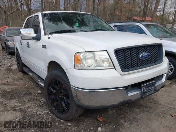2005 Ford F-150 XLT with VIN 1FTRW12W35KC97855, listed as a IAAI auction lot 41726385 with 295,397 mi miles. Bid and sale history available at carsss.com. Image 1.