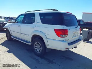 2005 Toyota Sequoia SR5 with VIN 5TDZT34AX5S252295, listed as a IAAI auction lot 41725776 with 236,512 mi miles. Bid and sale history available at carsss.com. Image 3.