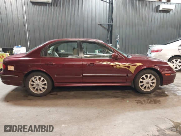 2003 Hyundai Sonata GLS with VIN KMHWF35H13A882475, listed as a IAAI auction lot 41863570 with 168,303 mi miles. Bid and sale history available at carsss.com. Image 13.