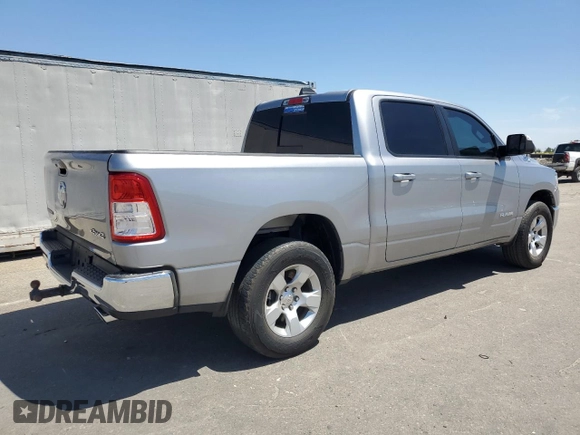 2022 Ram 1500 Big Horn z VIN 1C6SRFFT8NN259663, wystawiony jako Copart lot #55697895 z przebiegiem 63 395 mil mil oraz Czysty tytuł • Clean title. Historia ofert i sprzedaży dostępna na DreamBid. Obrazek 3.