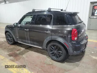2016 MINI Countryman S z VIN WMWZC5C54GWU20643, wystawiony jako Copart lot #45412545 z przebiegiem 93 711 mil mil oraz Szkody całkowita. Historia ofert i sprzedaży dostępna na DreamBid. Obrazek 2.