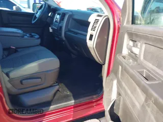 2014 Ram 1500 Express z VIN 1C6RR6KT9ES458520, wystawiony jako IAAI lot #41259742 z przebiegiem 89 064 mil mil oraz . Historia ofert i sprzedaży dostępna na DreamBid. Obrazek 5.