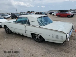 1961 Ford Thunderbird with VIN 1Y71Z127236, listed as a Copart auction lot 54090175 with 75,211 mi miles and Clean Title. Bid and sale history available at DreamBid. Image 2.