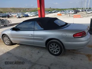 2005 Chrysler Sebring Limited with VIN 1C3EL65R55N705544, listed as a IAAI auction lot 42047691 with 141,136 mi miles and . Bid and sale history available at DreamBid. Image 14.