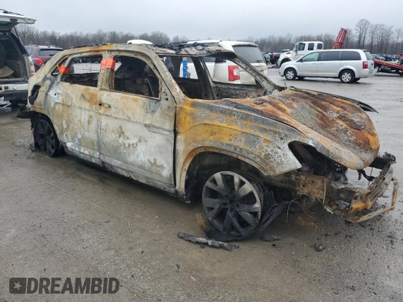2023 Volkswagen Atlas SE z VIN 1V2LC2CA1PC206469, wystawiony jako Copart lot #39746964 z przebiegiem Nie podano mil oraz Szkoda całkowita • Salvage title. Historia ofert i sprzedaży dostępna na DreamBid. Obrazek 4.