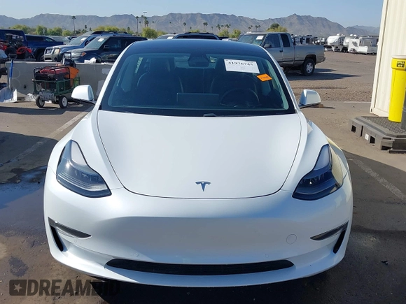 2021 Tesla Model 3 Long Range z VIN 5YJ3E1EB9MF006966, wystawiony jako IAAI lot #41976745 z przebiegiem 37 651 mil mil oraz . Historia ofert i sprzedaży dostępna na DreamBid. Obrazek 12.