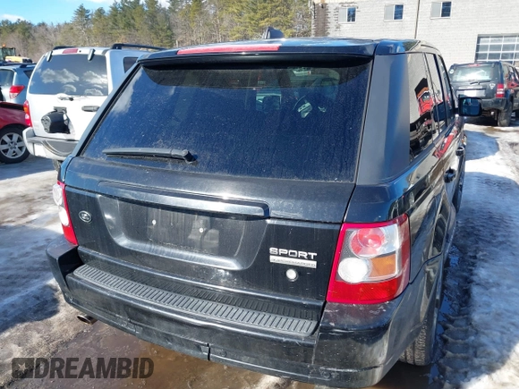 2008 Land Rover Range Rover Sport SC with VIN SALSH23468A132500, listed as a IAAI auction lot 41647907 with 137,073 mi miles. Bid and sale history available at carsss.com. Image 4.
