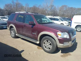 2007 Ford Explorer Eddie Bauer with VIN 1FMEU74E77UB58570, listed as a IAAI auction lot 41870645 with 126,776 mi miles. Bid and sale history available at carsss.com. Image 1.