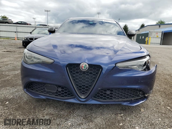 2019 Alfa Romeo Giulia Sport with VIN ZARFAMAN9K7612254, listed as a Copart auction lot 67827404 with 88,116 mi miles and Salvage Title. Bid and sale history available at carsss.com. Image 5.