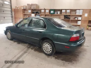 1997 Honda Accord EX with VIN 1HGCD5651VA013487, listed as a IAAI auction lot 42119812 with 231,731 mi miles and . Bid and sale history available at DreamBid. Image 3.