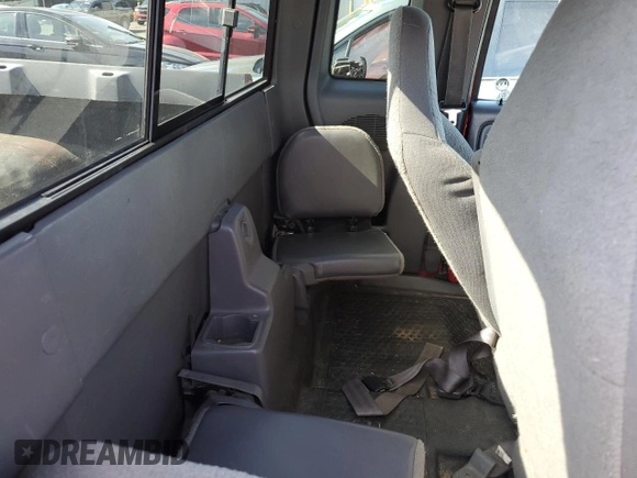 2002 Ford Ranger XL Fleet with VIN 1FTZR45E42PB26963, listed as a Copart auction lot 60301845 with 116,399 mi miles and Clean title. Bid and sale history available at DreamBid. Image 10.