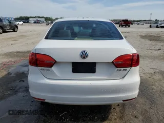 2011 Volkswagen Jetta SE with VIN 3VWDX7AJ3BM304305, listed as a Copart auction lot 58448385 with 178,638 mi miles and Salvage title. Bid and sale history available at DreamBid. Image 6.