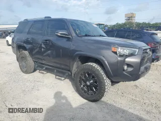 2020 Toyota 4Runner SR5 with VIN JTEBU5JR8L5756184, listed as a Copart auction lot 56204525 with 102,046 mi miles and Salvage title. Bid and sale history available at DreamBid. Image 4.