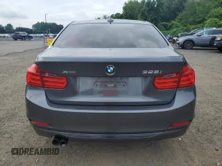 2013 BMW 3 Series 328i xDrive z VIN WBA3B5C5XDF596276, wystawiony jako Copart lot #65396355 z przebiegiem 145 094 mil mil oraz Czysty tytuł • Clean title. Historia ofert i sprzedaży dostępna na DreamBid. Obrazek 6.