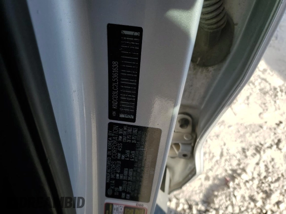 2020 Kia Niro LXS with VIN KNDCB3LC2L5361638, listed as a Copart auction lot 83003044 with 77,944 mi miles and Salvage Title. Bid and sale history available at carsss.com. Image 12.