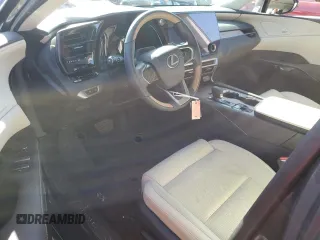 2024 Lexus RX 350h z VIN 2T2BBMCA4RC052812, wystawiony jako Copart lot #53914525 z przebiegiem 8 550 mil mil oraz Szkoda całkowita • Salvage title. Historia ofert i sprzedaży dostępna na DreamBid. Obrazek 8.