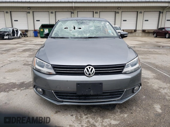 2014 Volkswagen Jetta TDI w/Premium with VIN 3VWLL7AJ1EM428536, listed as a Copart auction lot 53896765 with 75,525 mi miles and Salvage title. Bid and sale history available at DreamBid. Image 5.