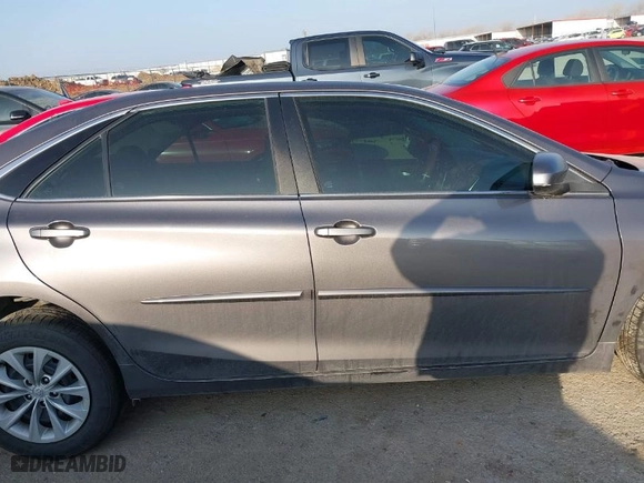2015 Toyota Camry XLE with VIN 4T4BF1FK9FR447421, listed as a IAAI auction lot 41803147 with 109,026 mi miles. Bid and sale history available at carsss.com. Image 14.