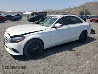 2021 Mercedes-Benz C 300 z VIN W1KWF8DB0MR645600, wystawiony jako Copart lot #58422525 z przebiegiem Nie podano mil oraz Czysty tytuł • Clean title. Historia ofert i sprzedaży dostępna na DreamBid. Obrazek 1.