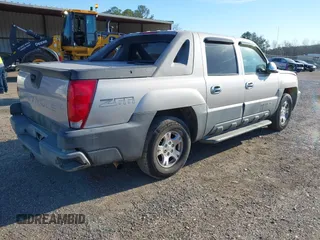 2004 Chevrolet Avalanche Z66 with VIN 3GNEC12T04G137281, listed as a IAAI auction lot 41813541 with 221,555 mi miles and . Bid and sale history available at DreamBid. Image 4.