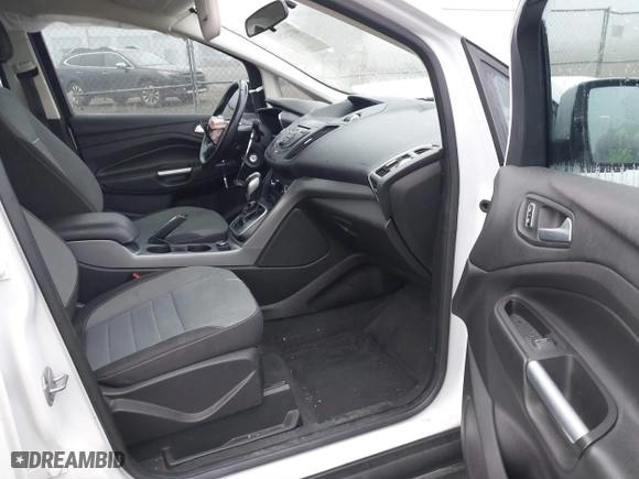 2013 Ford C-Max Hybrid SE with VIN 1FADP5AU3DL529867, listed as a IAAI auction lot 41725293 with 95,071 mi miles. Bid and sale history available at carsss.com. Image 5.