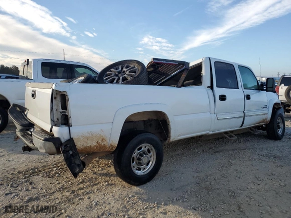 2007 Chevrolet Silverado 2500HD Classic LT2 with VIN 1GCHC23D27F151028, listed as a Copart auction lot 86356444 with 0 mi miles and Non Repairable. Bid and sale history available at carsss.com. Image 3.