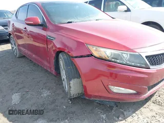 2012 Kia Optima SX z VIN 5XXGR4A60CG049992, wystawiony jako IAAI lot #41760937 z przebiegiem 153 769 mil mil oraz . Historia ofert i sprzedaży dostępna na DreamBid. Obrazek 6.
