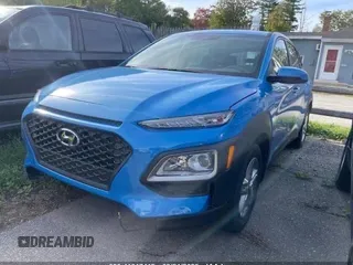 2018 Hyundai Kona SE with VIN KM8K1CAA8JU101050, listed as a IAAI auction lot 41617412 with 10,179 mi miles. Bid and sale history available at carsss.com. Image 2.