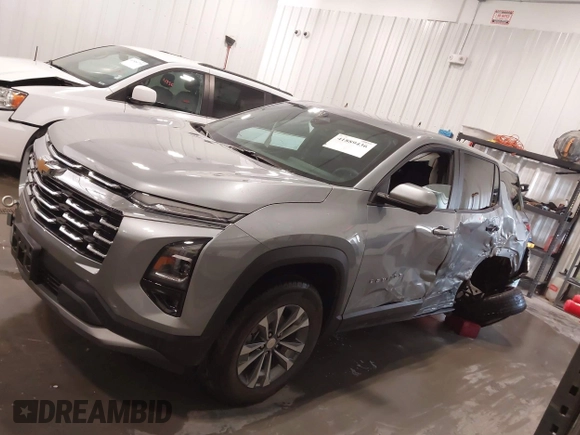 2025 Chevrolet Equinox AWD LT with VIN 3GNAXPEG4SL110867, listed as a IAAI auction lot 41889436 with 1,632 mi miles. Bid and sale history available at carsss.com. Image 15.