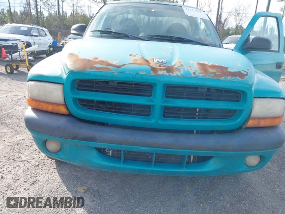 1997 Dodge Dakota with VIN 1B7FL26X3VS129959, listed as a IAAI auction lot 41317635 with 316,307 mi miles and . Bid and sale history available at carsss.com. Image 6.