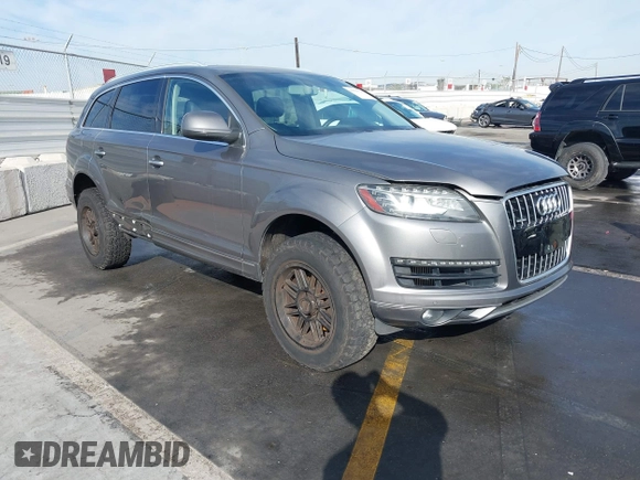 2012 Audi Q7 Premium Plus z VIN WA1LMAFEXCD005644, wystawiony jako IAAI lot #40593742 z przebiegiem 131 695 mil mil oraz . Historia ofert i sprzedaży dostępna na DreamBid. Obrazek 1.