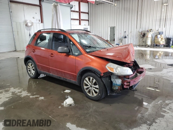 2013 Suzuki SX4 Crossover z VIN JS2YB5A3XD6101784, wystawiony jako Copart lot #45408295 z przebiegiem Nie podano mil oraz Szkoda całkowita • Salvage title. Historia ofert i sprzedaży dostępna na DreamBid. Obrazek 4.