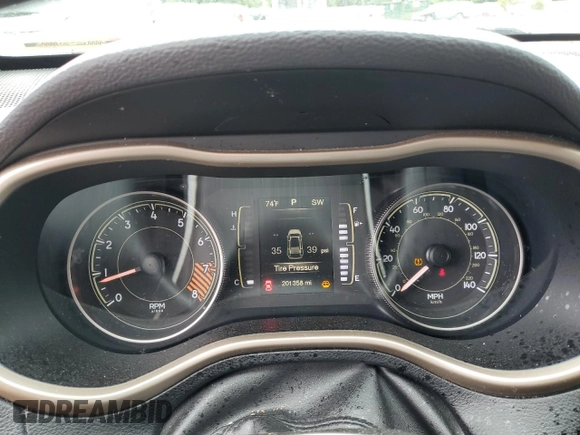 2014 Jeep Cherokee Latitude with VIN 1C4PJMCS2EW260064, listed as a Copart auction lot 64789614 with 201,358 mi miles and Salvage Title. Bid and sale history available at carsss.com. Image 9.