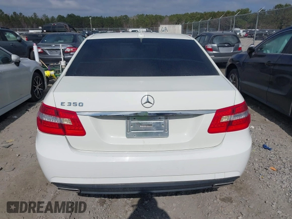2011 Mercedes-Benz E-Class E 350 Luxury with VIN WDDHF5GB9BA270210, listed as a IAAI auction lot 41527438 with 147,692 mi miles. Bid and sale history available at carsss.com. Image 16.