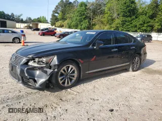 2013 Lexus LS 460 z VIN JTHCL5EF7D5018890, wystawiony jako Copart lot #54492255 z przebiegiem Nie podano mil oraz Szkody całkowita. Historia ofert i sprzedaży dostępna na DreamBid. Obrazek 1.